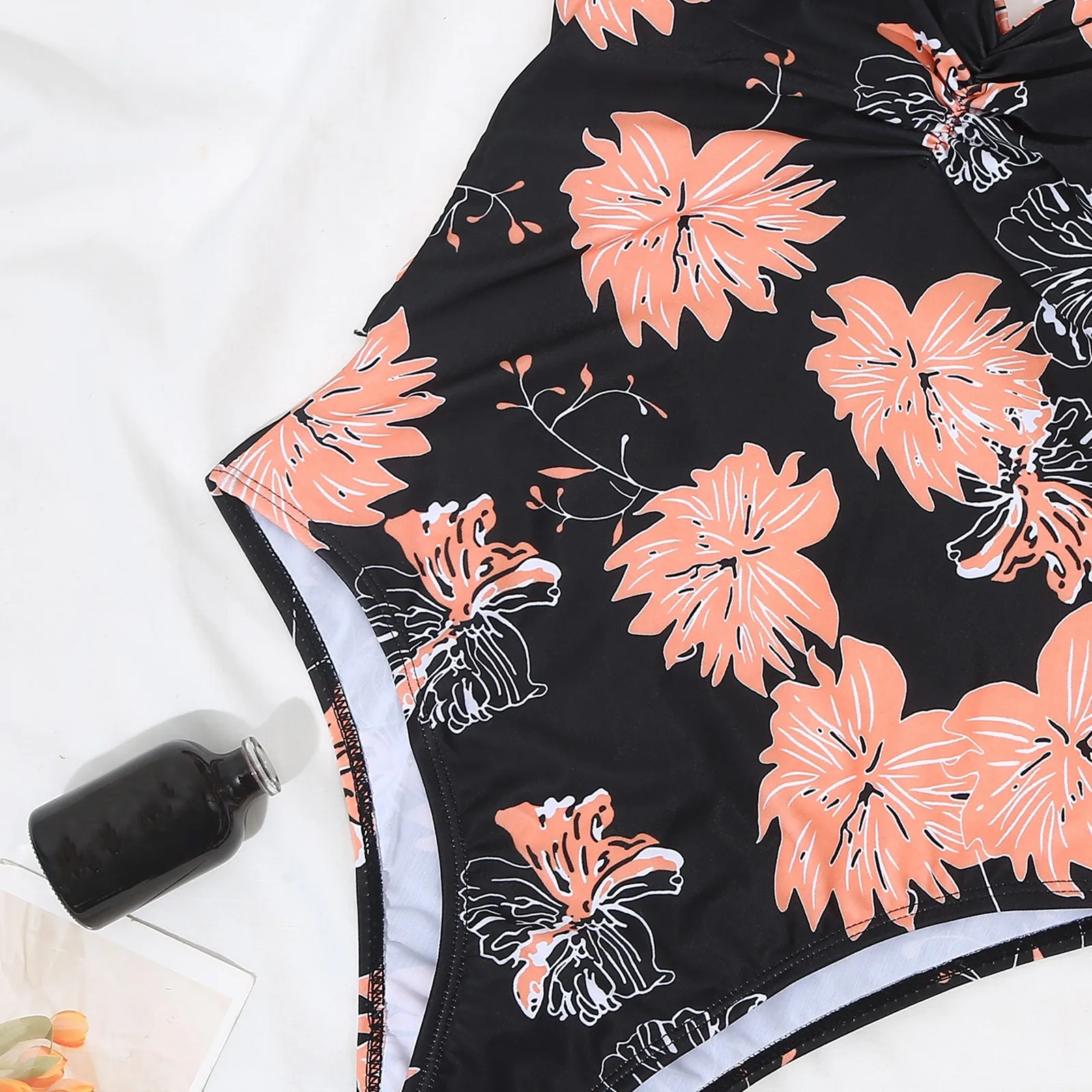 

Women's bikini summer fashion maple leaf print sexy low-neck tube top strapless open back bow tie high waist hip swimsuit bikini