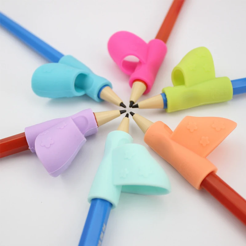 3 pcs 1/3Pc New Arrival Pencil Grasp Orthodontic Quality Siliconehold Pen Device Child Student Corrected Pencil Grip Loop Color Random - Color: 3 pcs