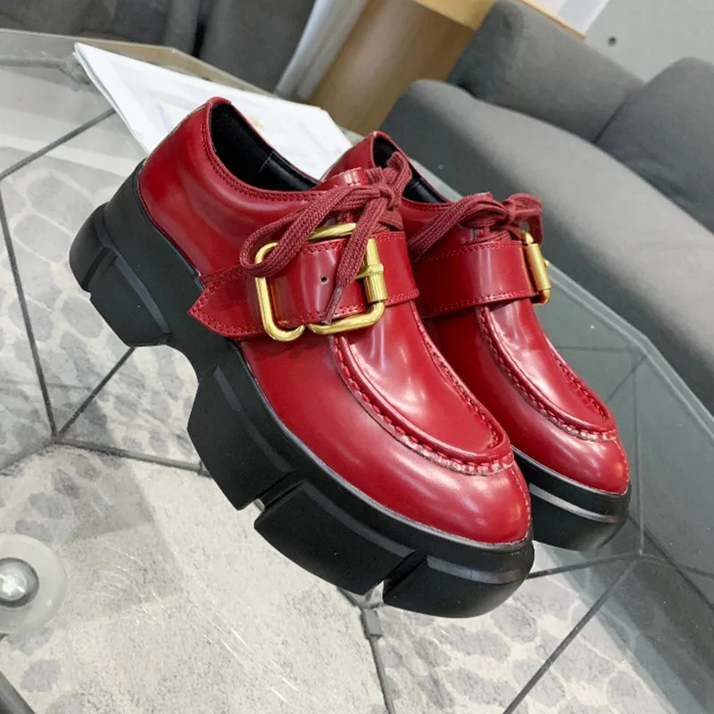 Женская повседневная обувь на шнуровке удобные туфли из натуральной кожи с