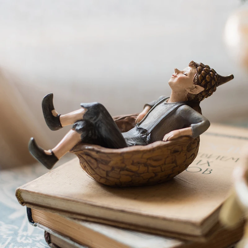 

Лесной эльф, расписанный вручную, украшения из смолы, подарочное украшение, мультяшный милый фэнтези, девочка, страна