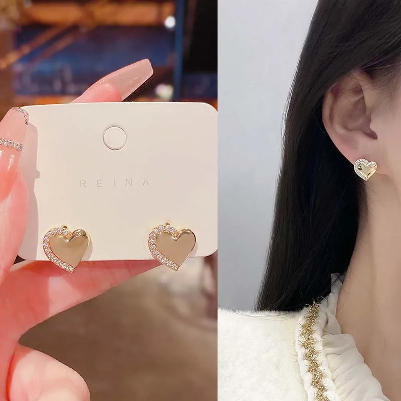 

Cute Heart Hoop Earrings For Women Fashion Metal Gold Plated Zircon Small Stud Earring Girls Wedding Birthday Jewelry Gifts New