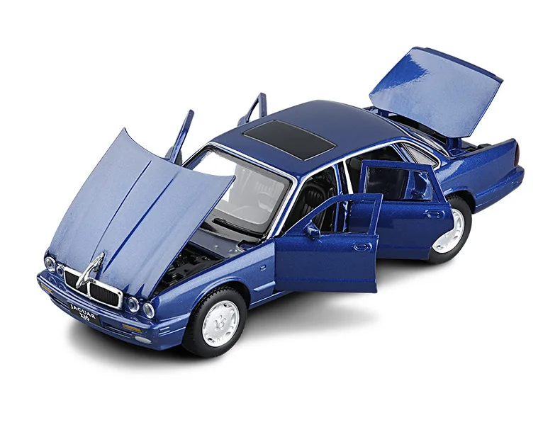 

1:32 Diecast JAGUAR XJ6 Alloy Sports Car Model Super Racing Wheel Sound And Light Pull Back For Children Kids Car Toys 028