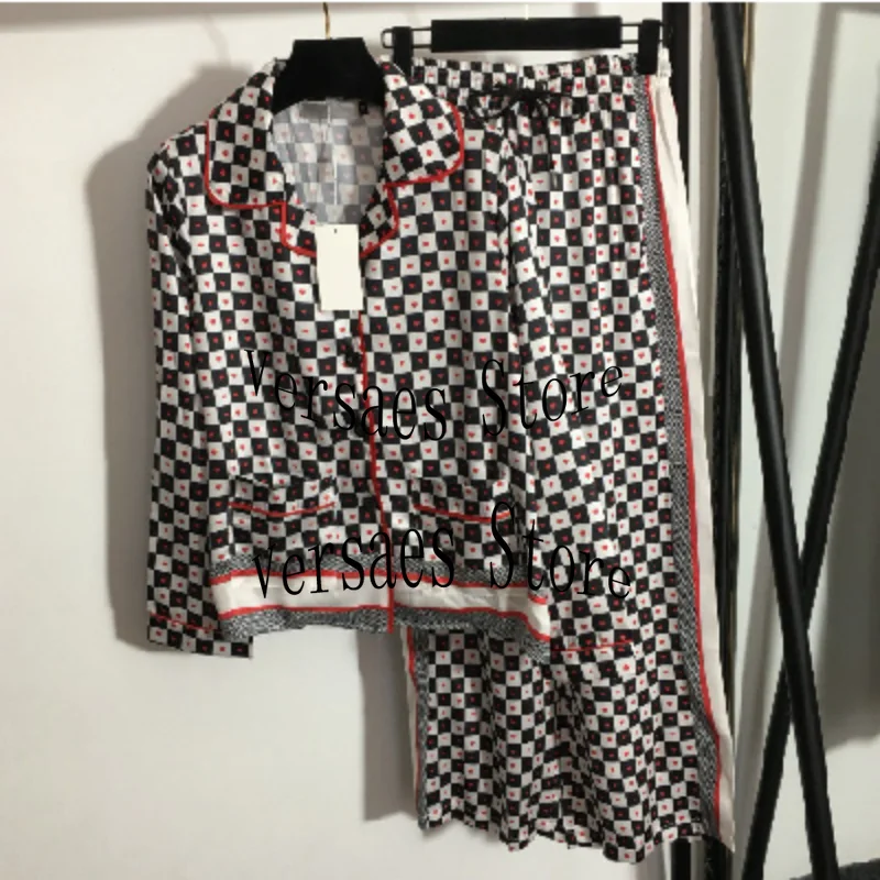 

2021 Luxury Design Women's family pajamas wind cover full love printed plaid shirt + elastic High Waist Wide Leg casual pants