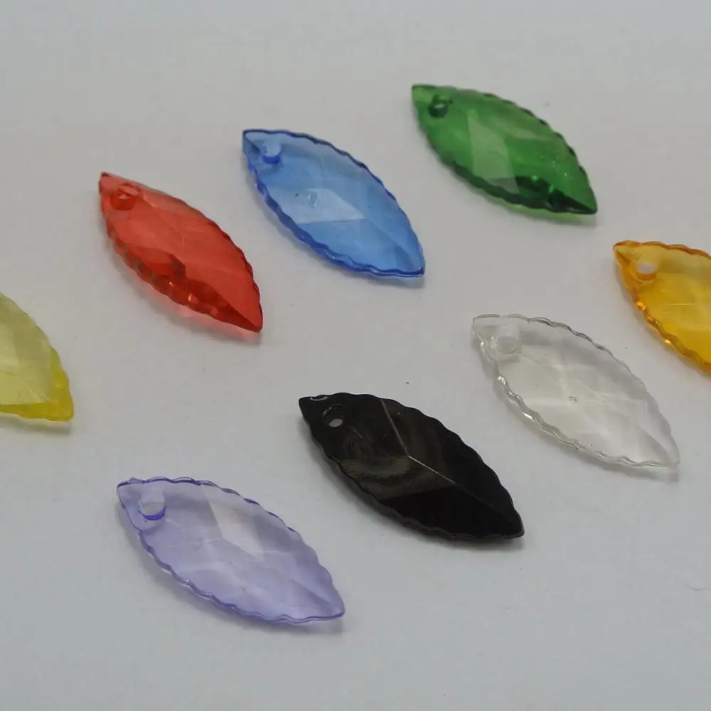 100 разноцветный прозрачный граненые Акриловые подвески в форме листьев 25X10mm |