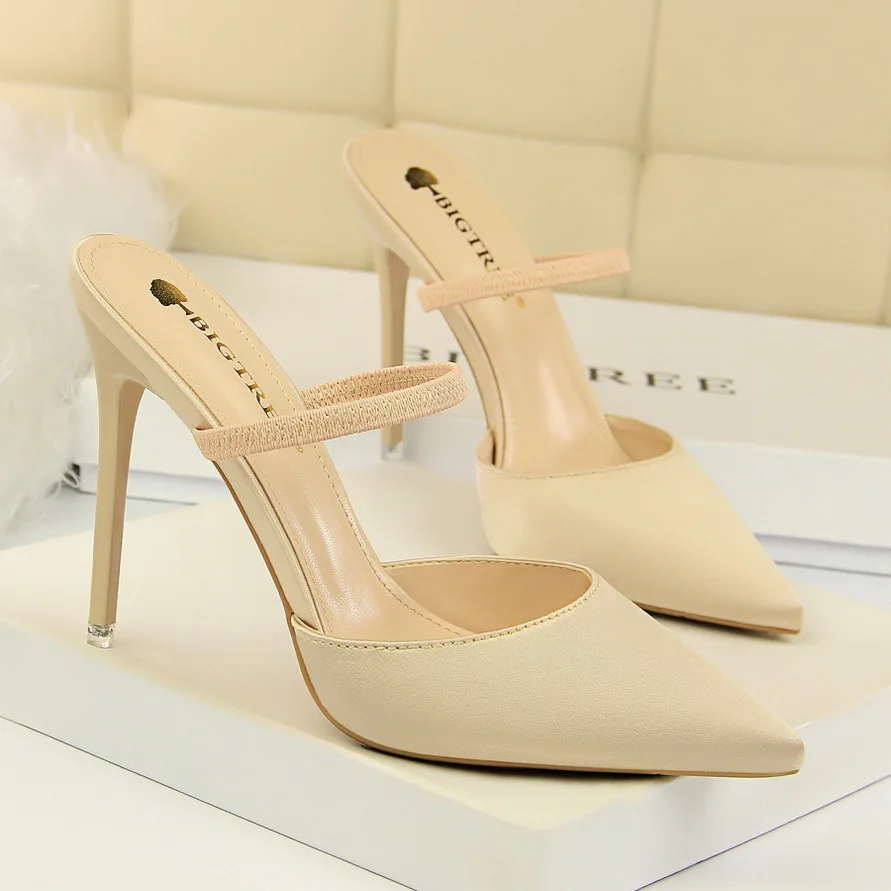 Новинка женские туфли лодочки Летняя обувь модные шелковые шлепанцы с острым