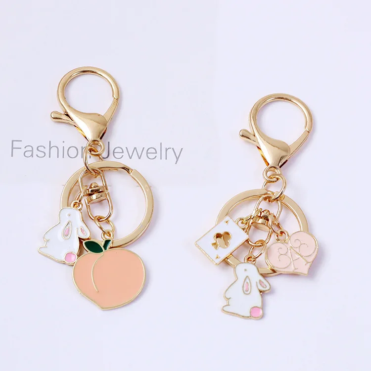 

2021 New Hot Handmade Oil Dripping Bunny Cute Fruit Peach Keychains Bag Pendant Jewelry Accessories Alloy Key Chains Couple Gift