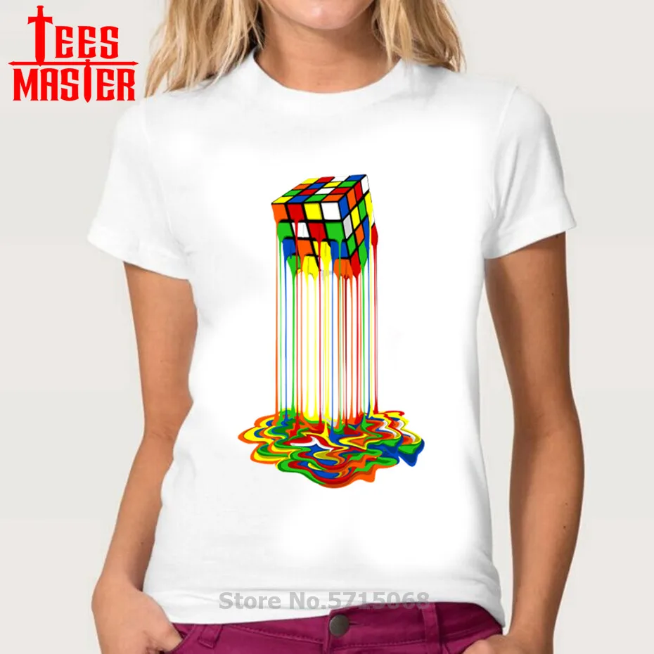 Футболка с изображением расплавленного кубика Шелдон Купера радужная