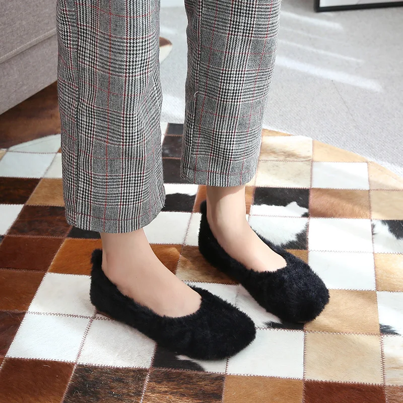 

Winter Flat Shoes For Women Cute Square Toe Women Loafers Furry Shoes Woman Flats Big Size Ballet Shoe Woman 34-43