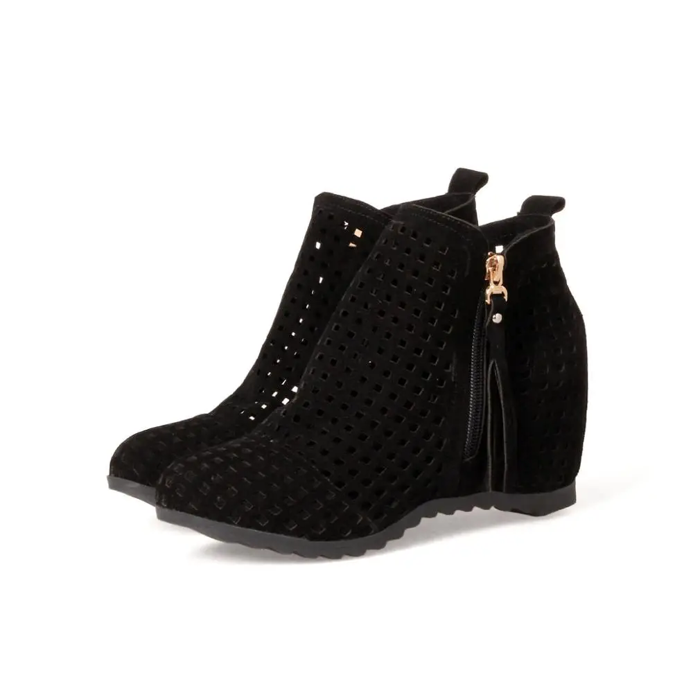 Женские ботинки на скрытой танкетке черные с круглым носком размер 34-43 для осени