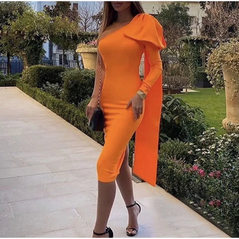 Женское облегающее платье миди на одно плечо с длинным рукавом| |