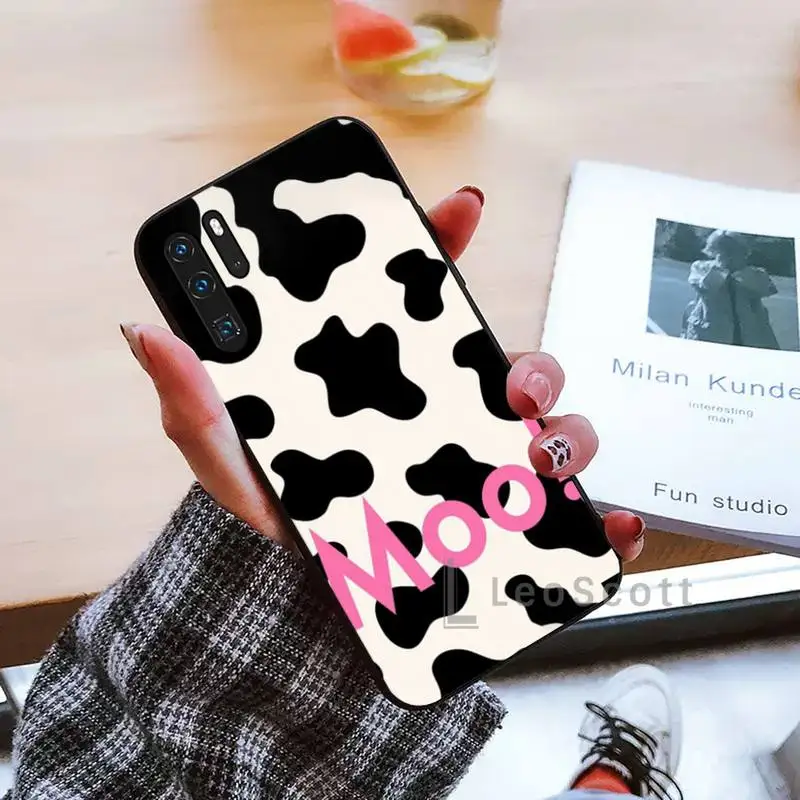 

Cow Pattern Phone Case black For Huawei honor Mate mate P 10 9X 10i 20 30 40 y7 lite pro p smart 2019