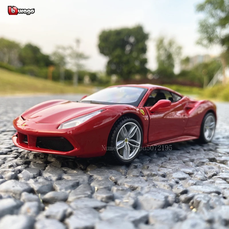 Акриловая витрина Bburago серии Ferrari 488 GTB в масштабе 1:32 модель автомобиля для ралли