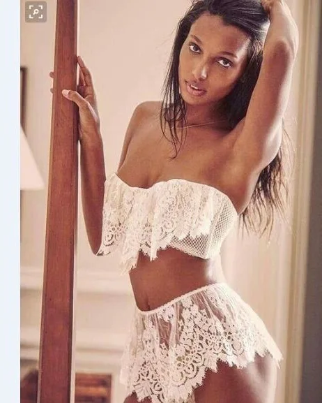 

Sexy Ladies Pajamas Two Pajamas Women's Pure Pajamas Strapless White Pajamas Home Short Top Sets