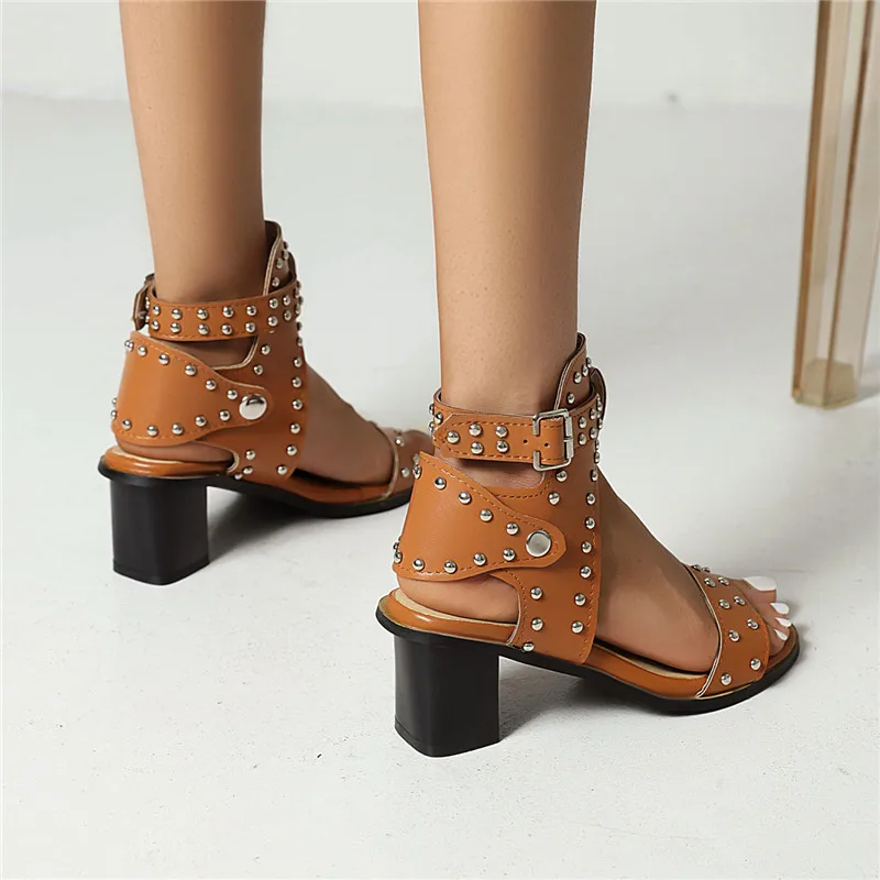 

MORAZORA 2021 Big Size 45 High Heels Ladies Rome Sandals Rivet Buckle Vintage Fashion Casual Shoes Summer Women Sandals