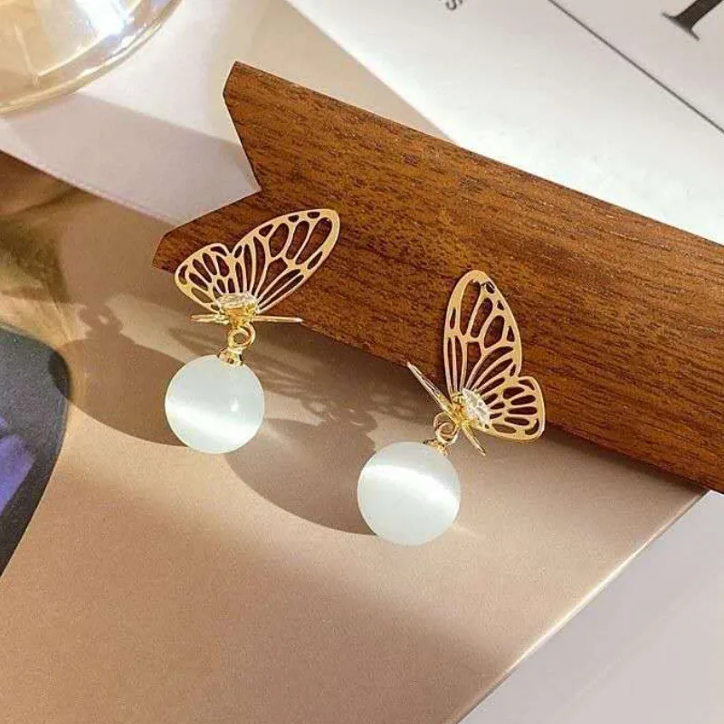 

Sweet Temperament Butterfly Round Dangle Earrings Simple Creative Ear Jewelry
