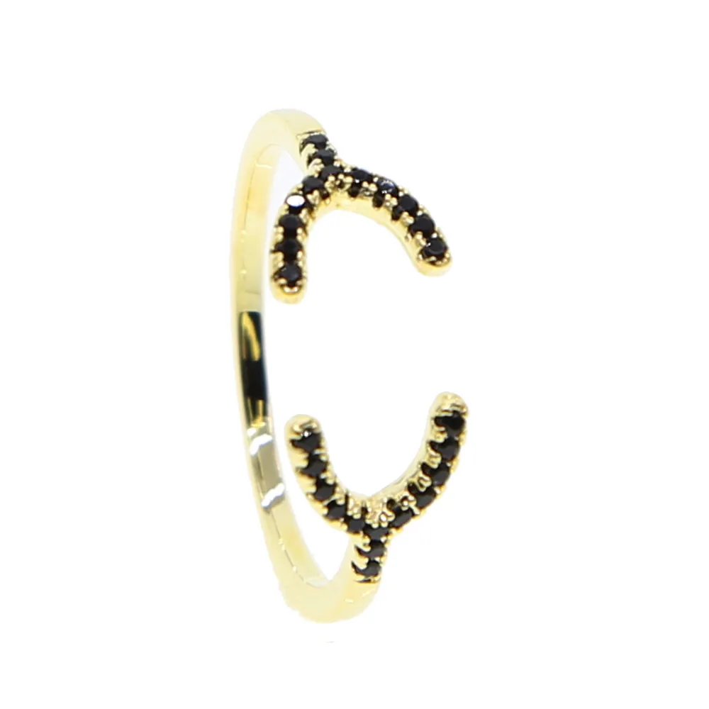 Новинка распродажа нежное черное кольцо с фианитами золотого цвета для женщин