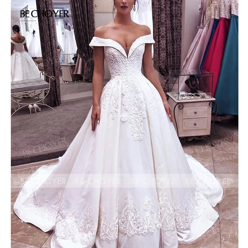 Атласное свадебное платье с открытыми плечами кружевной трапециевидный наряд со