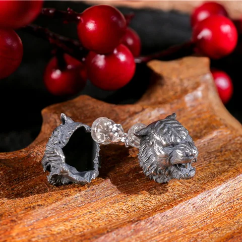 

Domineering Tiger Head Stud Earrings Retro Punk Style Animal Earrings Retro Earrings for Men Women Hip Hop Jewelry Party Gifts