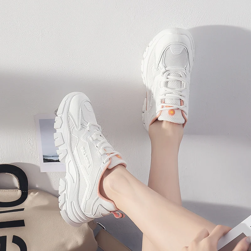 Женская обувь Модные кроссовки Удобная женская на шнуровке Вулканизированная