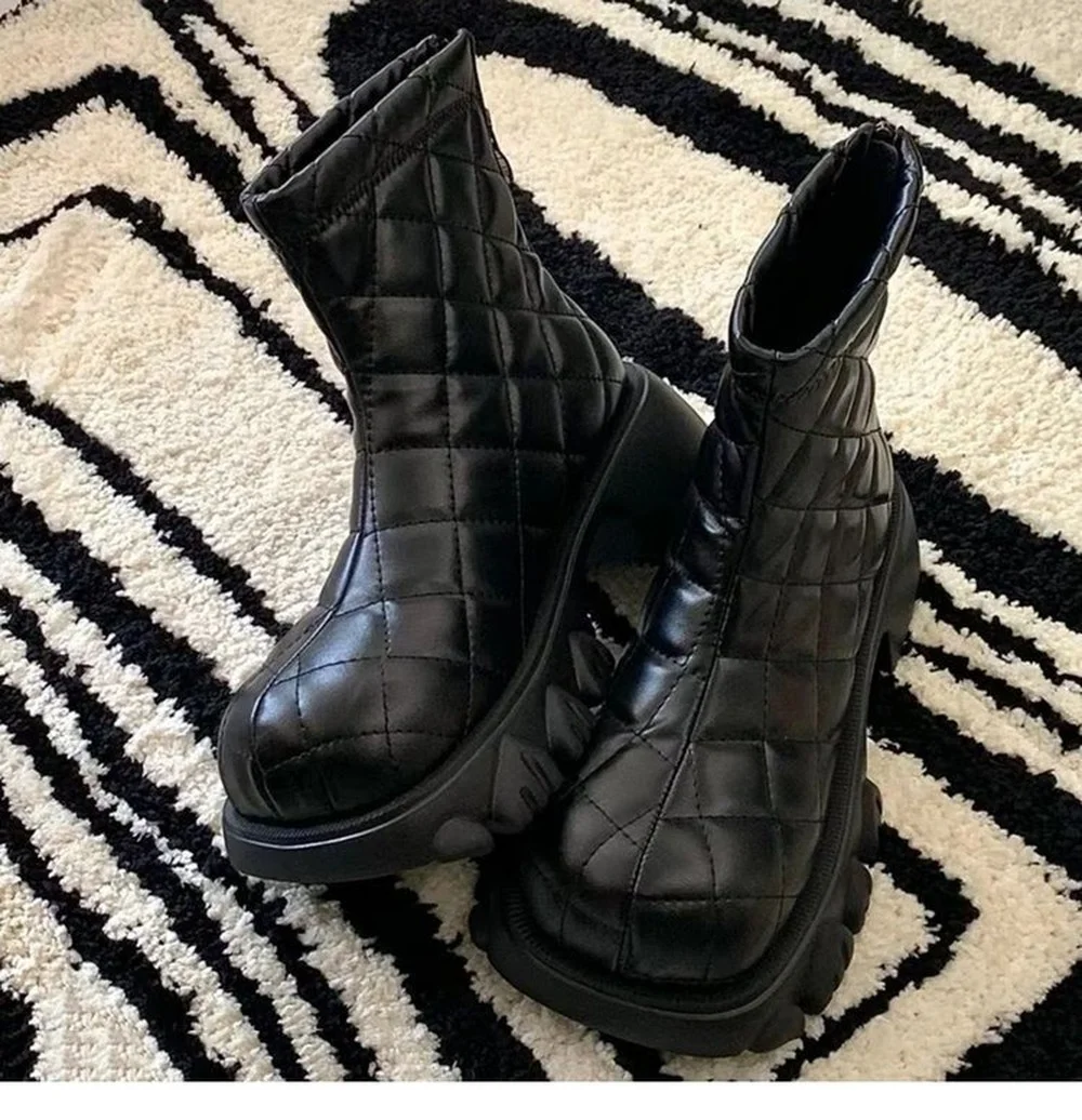 

2023 Womens Round Toe Pineapple Pattern Ankle Boots Platform Chunky Heel Shoes Retro Black 2023