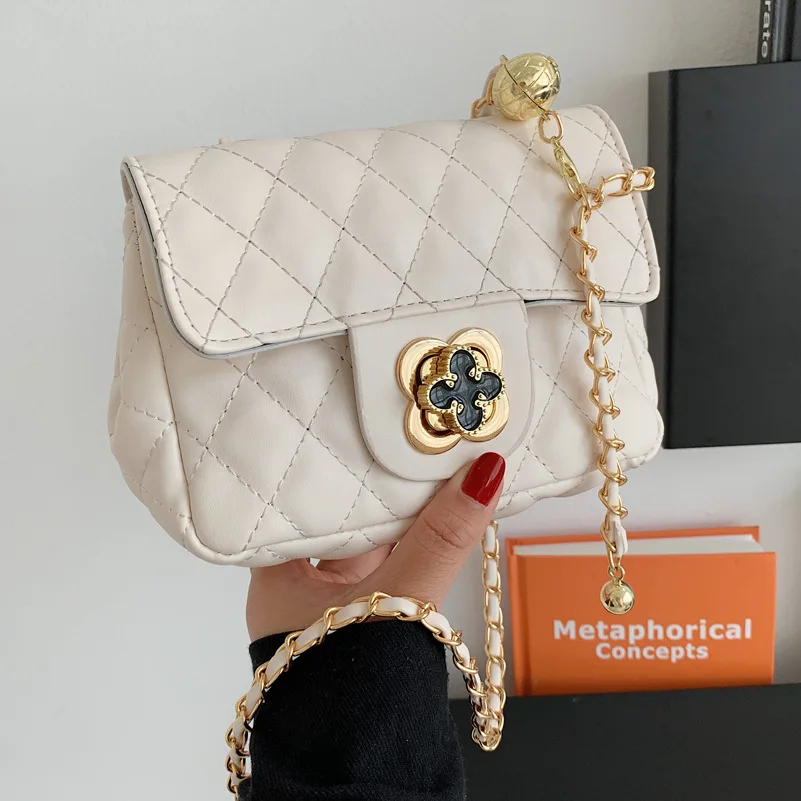 

High Quality Ladies Messenger Small Square Bag 2021 New Summer Chain Shoulder Bag Korean Version of Diamond Chain Female Bag