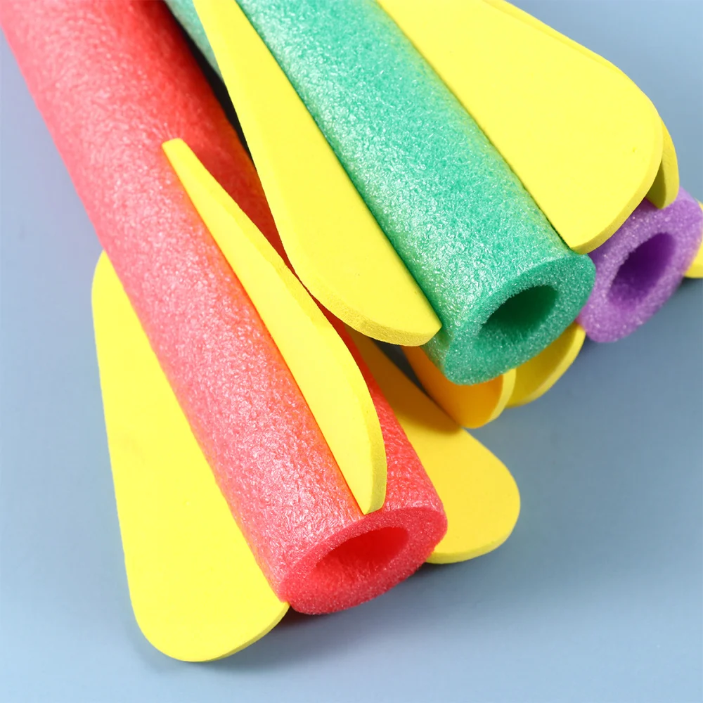 

6pcs Finger Toys Slingshot Flying Rubber Band Toys Finger Toys (Purple Red Green)