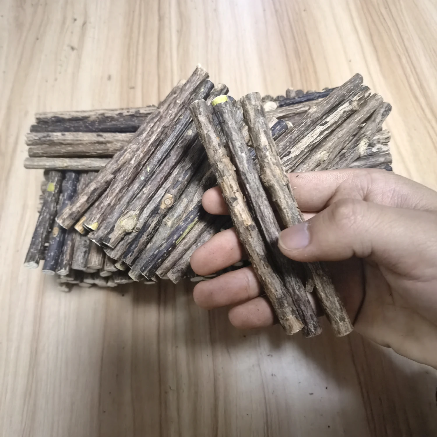 

500g / 700g Cat Snacks Sticks Toys Catnip Pet Cat Molar Rod Natural Fruit Matatabi Cats Cleaning Teeth Products 120mm x7mm-10mm