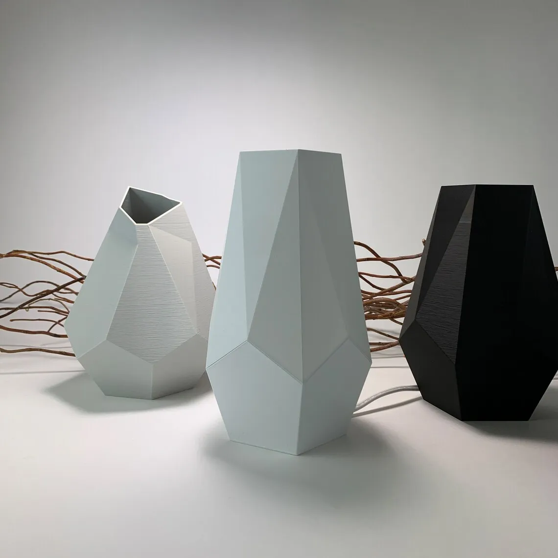 

Creative plastic table lamp is suitable for bedside decorative lamps in the bedroom and living room, with a height of 8.7 inches