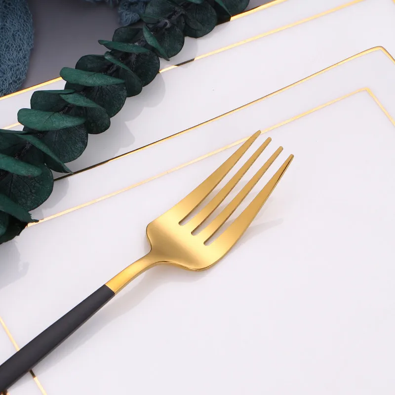 

Gold Stainless Steel Golden Cutlery Set Black Luxury Dinnerware Set Kitchen Cutlery Mirror Polishing Fork Spoons Knives Set