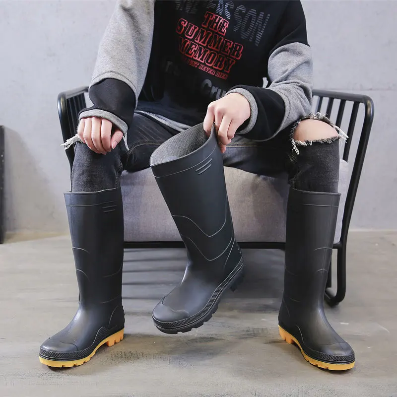 

Men Rain Boots Workplace Kitchen Waterproof Anti-skip Anti-oil Labor Shoes Male Rainy Car Washing Men's Shoes