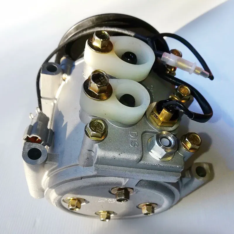 Компрессор кондиционера для автомобиля Mitsubishi MSC90TA Rosa MK624683 MK623684 AKC200A251B AKC011H258V -