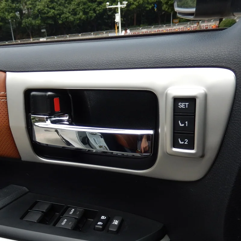 Хромированные накладки на внутренние ручки открывания дверей из нержавеющей