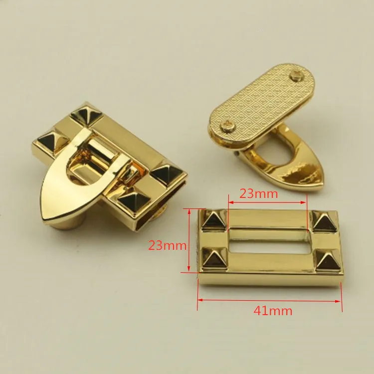 Модная женская сумка из светлого золота металлическая сумочка с застежкой