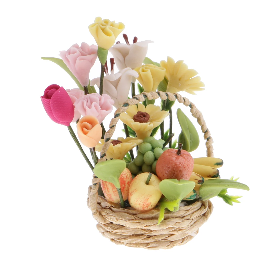 

Миниатюрный домик для кукол с розой, лилией и фруктами в корзине