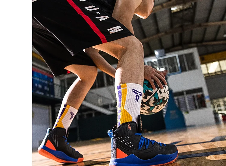 Sapato Masculino Hot Pu Cut-outs Sale Basketball Shoes Comfortable Top Training Boots Ankle Outdoor Men Sneakers Sport