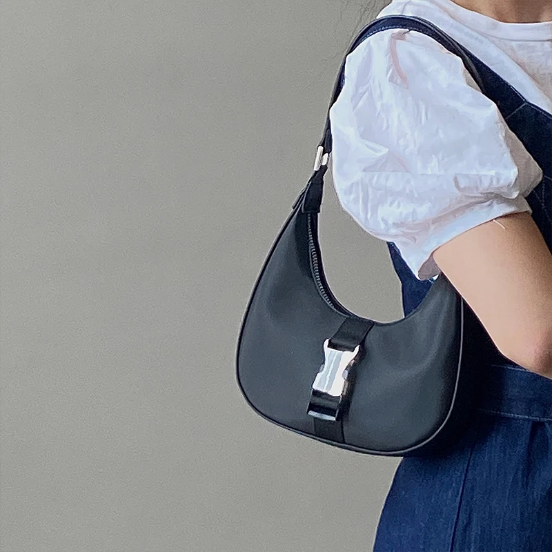 

New Woman Shoulder Bag Fashion Chain Messenger Bag Underarm Bag High Quality Handbag Tote Bag Shopping Bag Luxury Female Bag