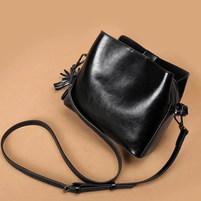 

Female Bag Oil Wax Cowhide Spring Summer Fashion Brown High-End Luxury Designer Handbag Shoulder Bag Leisure Bags for Women 2021