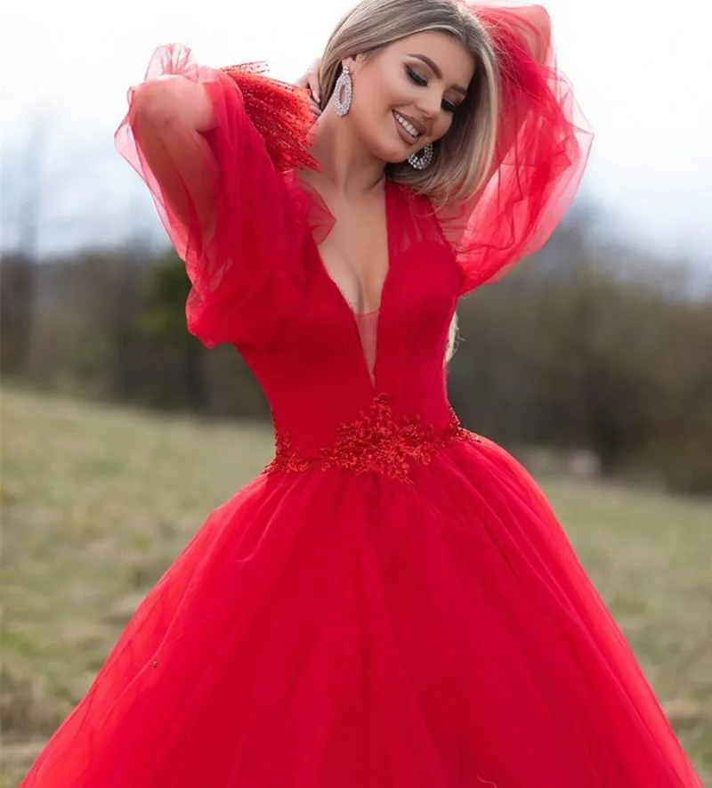 Кружевное свадебное платье в стиле бохо красное невесты с пышными рукавами и