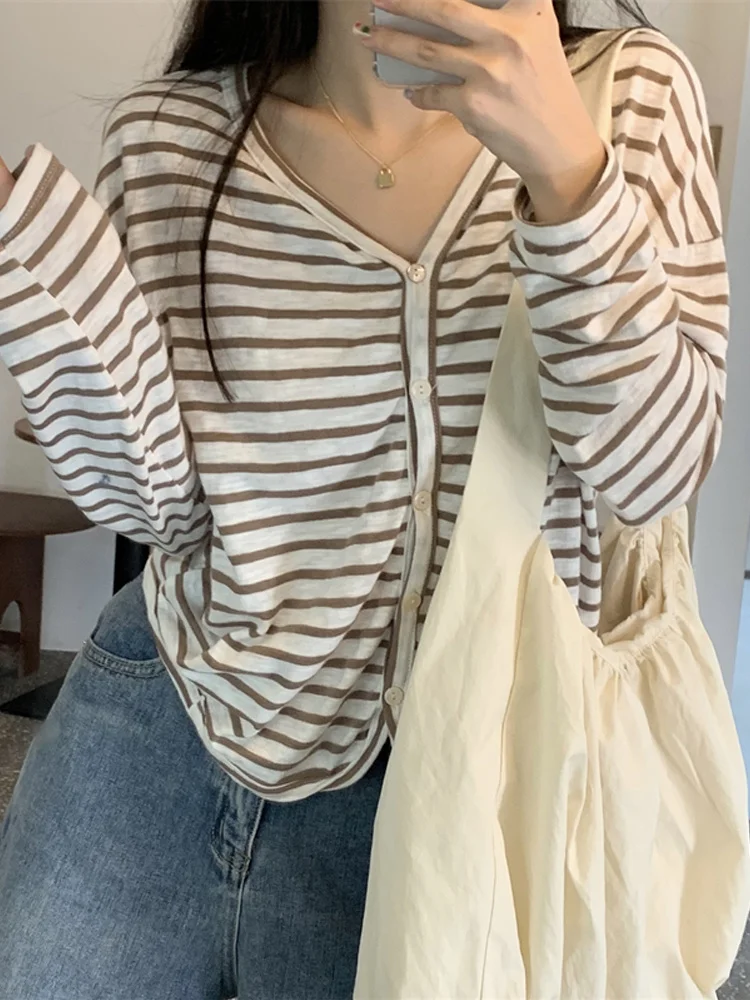 Солнцезащитная рубашка маленький кардиган полосатый свитер с V-образным вырезом