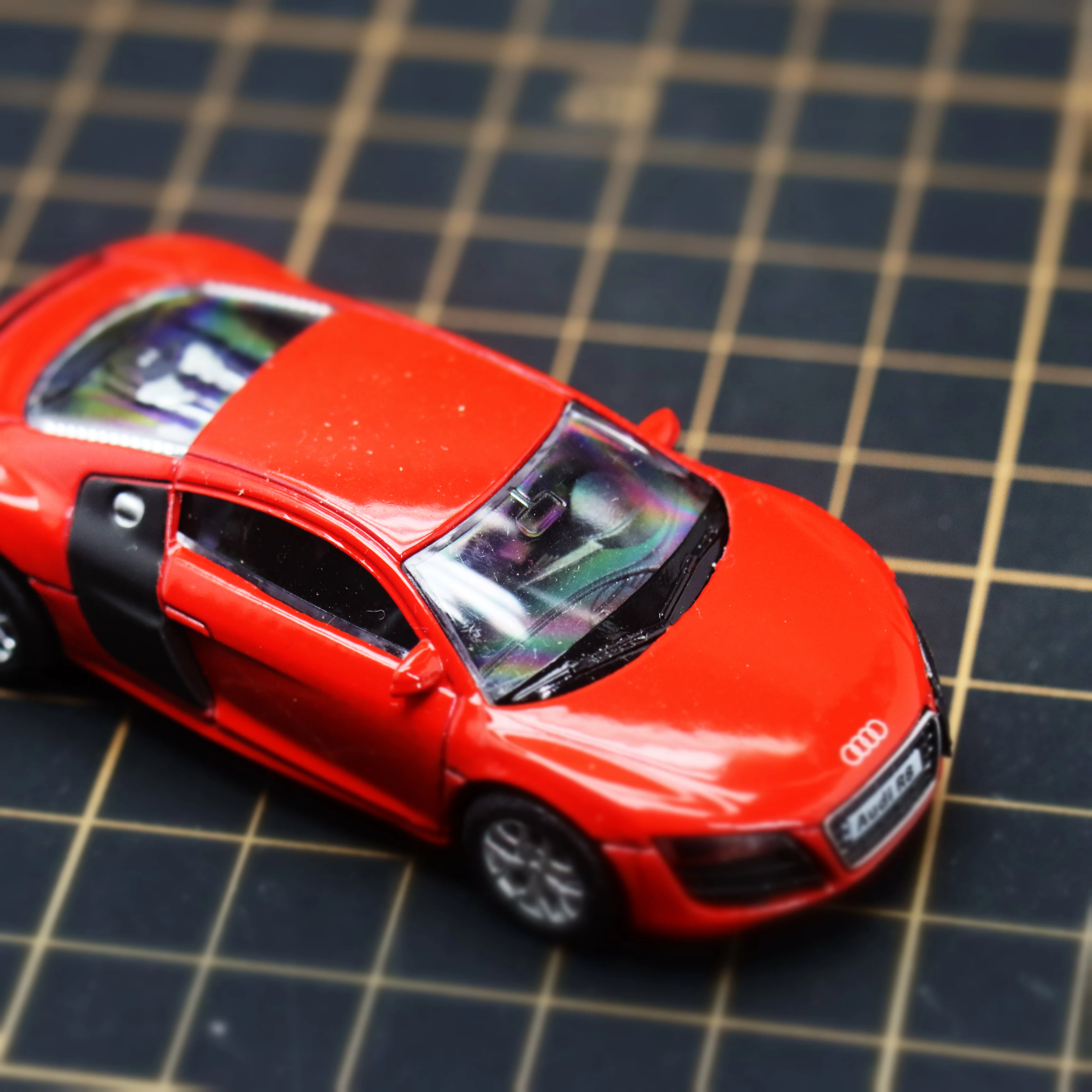 Литой Сплав игрушечный автомобиль R8 1/64 подвижный|Наземный транспорт| |