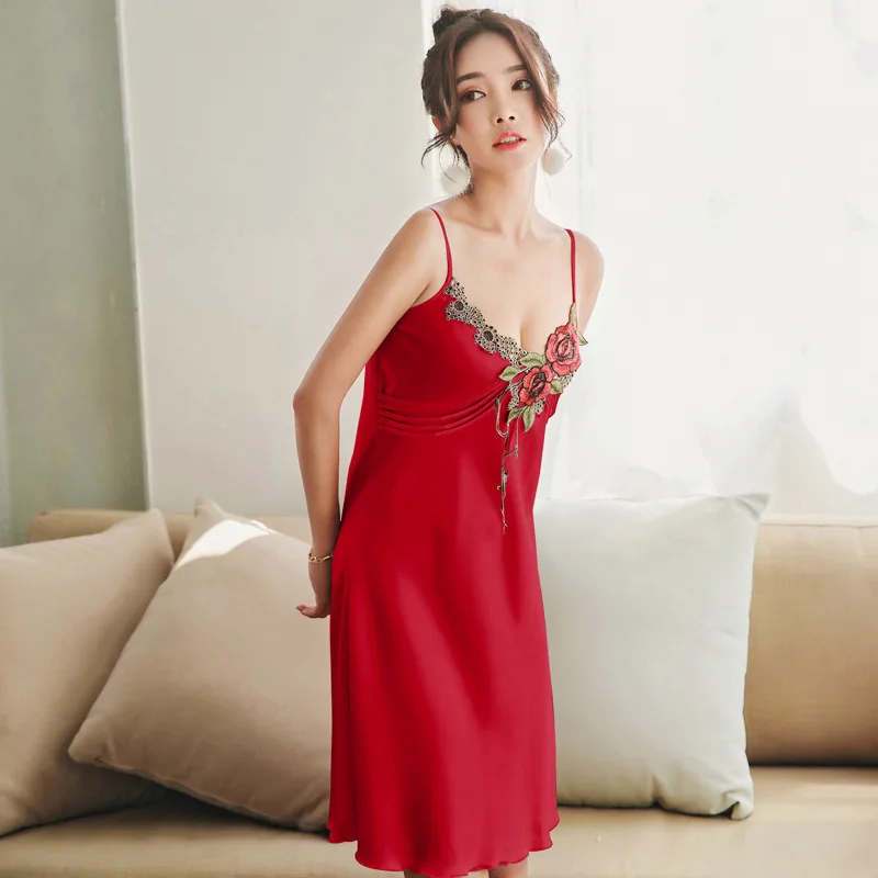 

Young Lady Blue Sweet Flower Lace Trim Nightdress Sexy V-Neck Backless Spaghetti Strap Nightgown Summer Rayon Mini Sleepwear