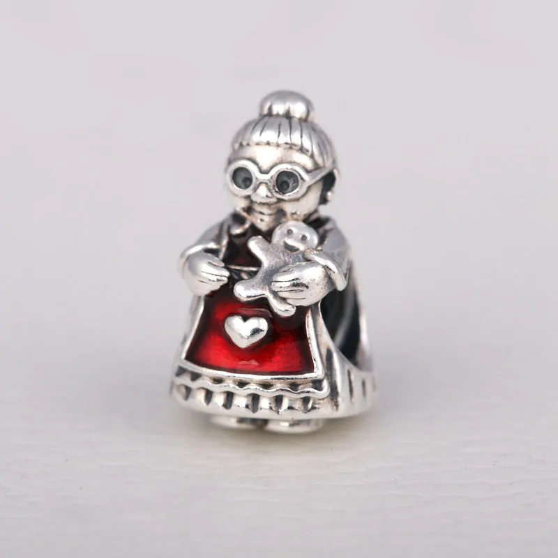 

Бусина из серебра 925 пробы, с красной эмалью, с изображением Деда Мороза