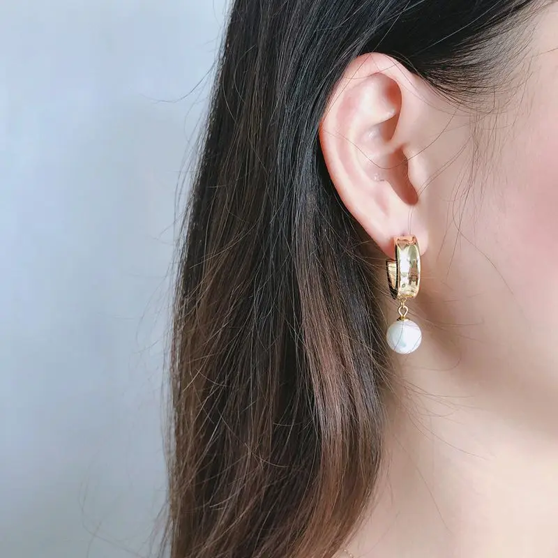 

Silvology 925 Sterling Silver C Shape Pearl Stud Earrings Gold Elegant Nordic Style Earrings for Women 2019 Silver 925 Jewelry