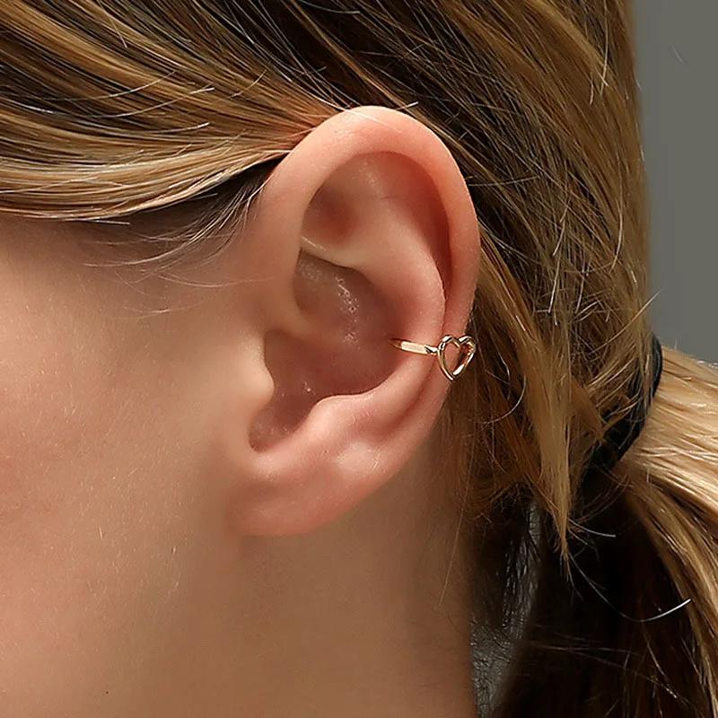 

Hollow Heart Without Piercing Ear Cuff Earrings Small Gold Color Non Pierced Fake Cartilage Clip Earrings Jewelry for Women