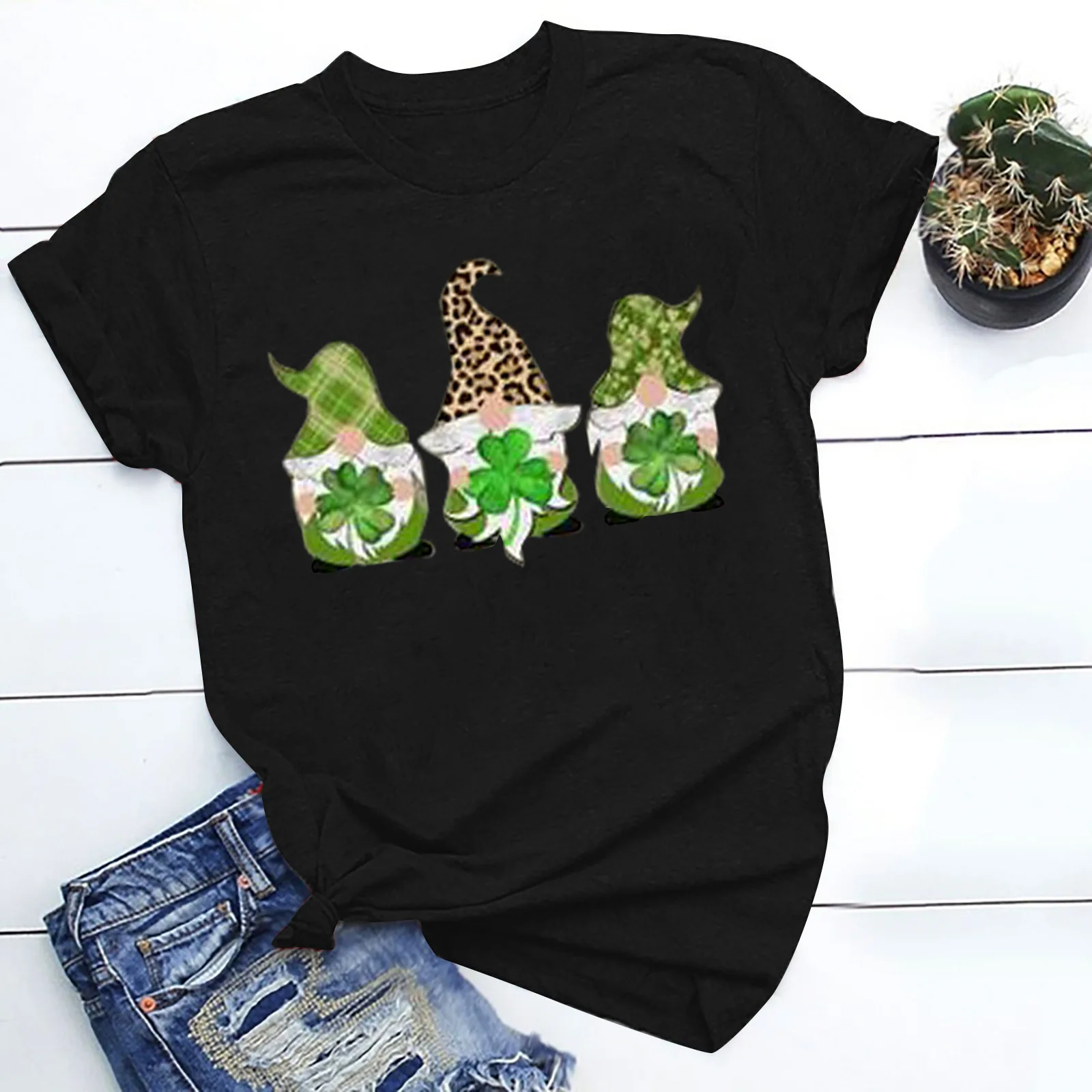 

Spring and summer 2021 St. Patrick's day new women's top printed round neck short sleeve T-shirt for women