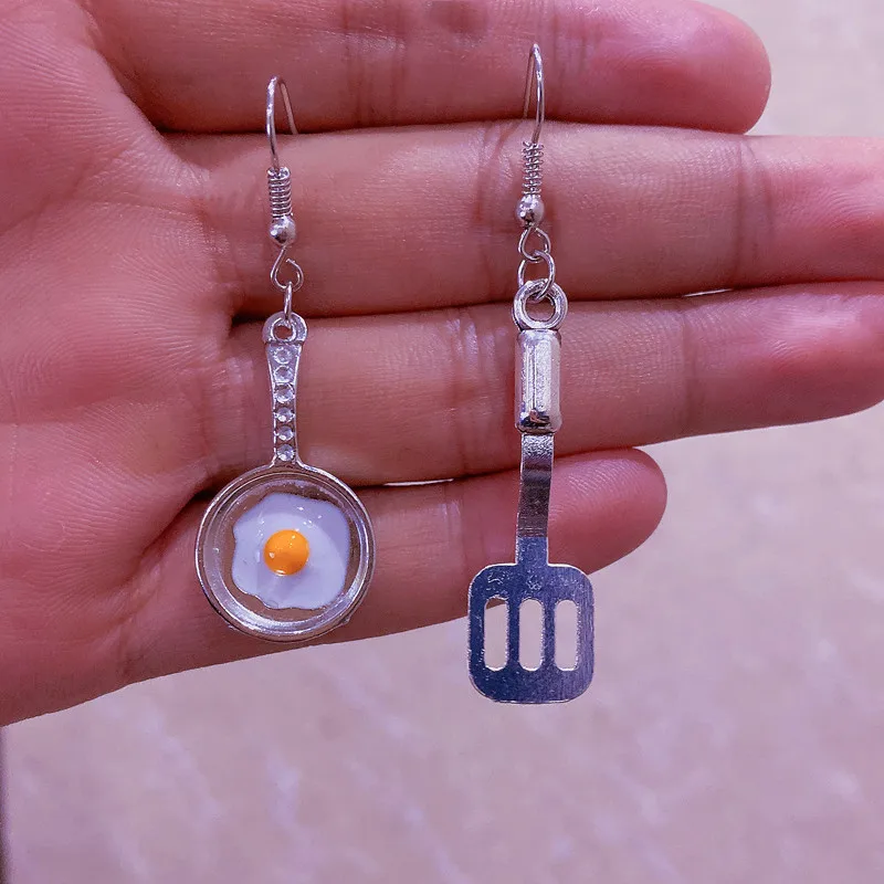 1 Pair Funny Asymmetric Shovel Pan Fried Egg Enamel Drop Earrings Women's Fashion Aesthetics Jewelry  For Wife's aretes Gift