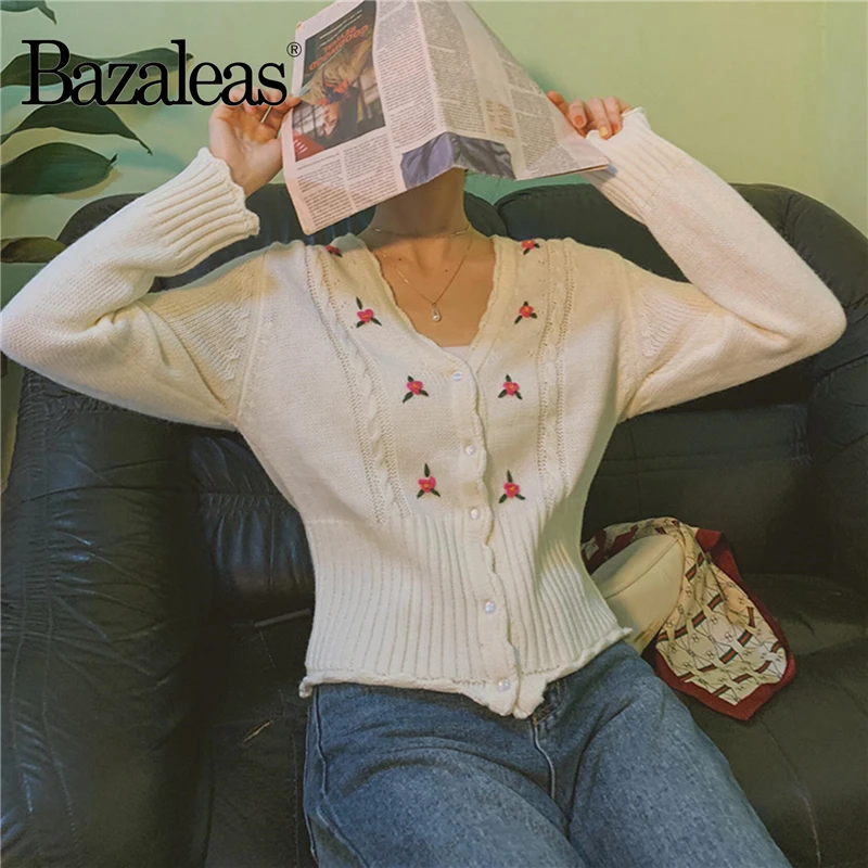 Винтажный теплый трикотажный свитер Bazaleas с центральными пуговицами Женские