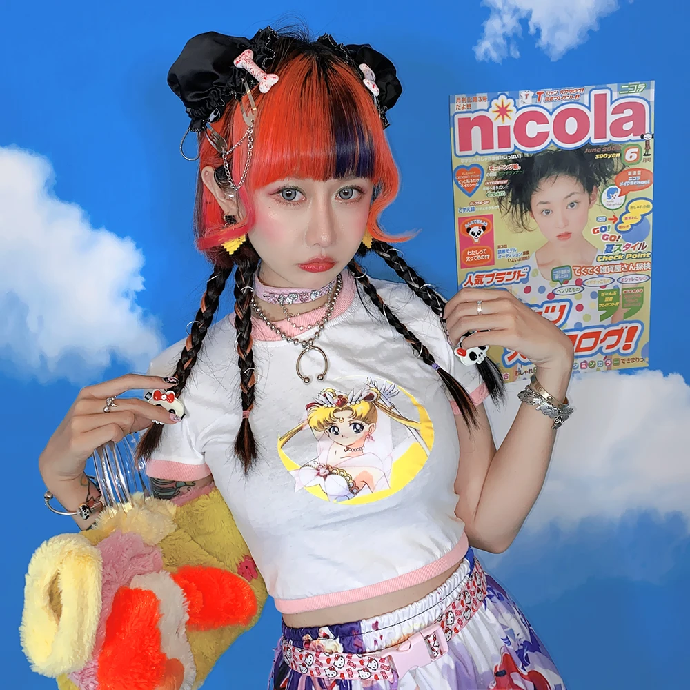 

Japanese Harajuku cartoon print slim short version beautiful girl Tuku round neck short sleeve T-shirts tee