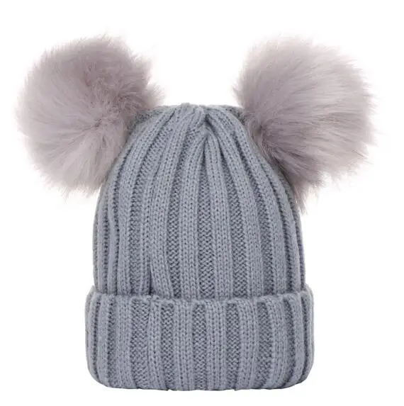Детская вязаная шапка с двумя меховыми помпонами подарок на день рождения | Дом и