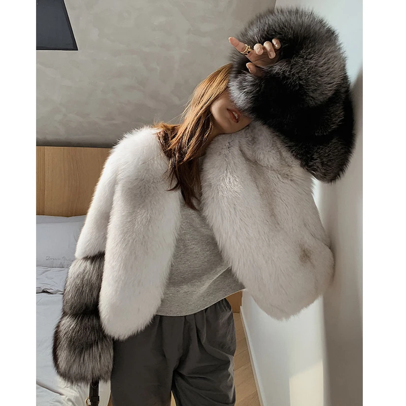 Fashion Women Real Fox Fur Jacket Short Women Outwear High Qualuty Natural Whole Skin Genuine Fur Coat With Silver Fox Fur Cuff